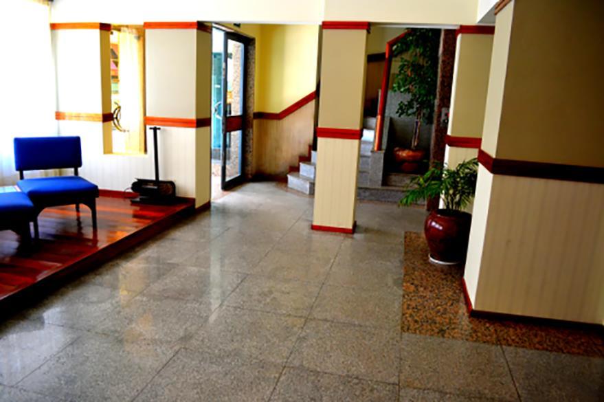 Hotel Riviera Cordova Esterno foto